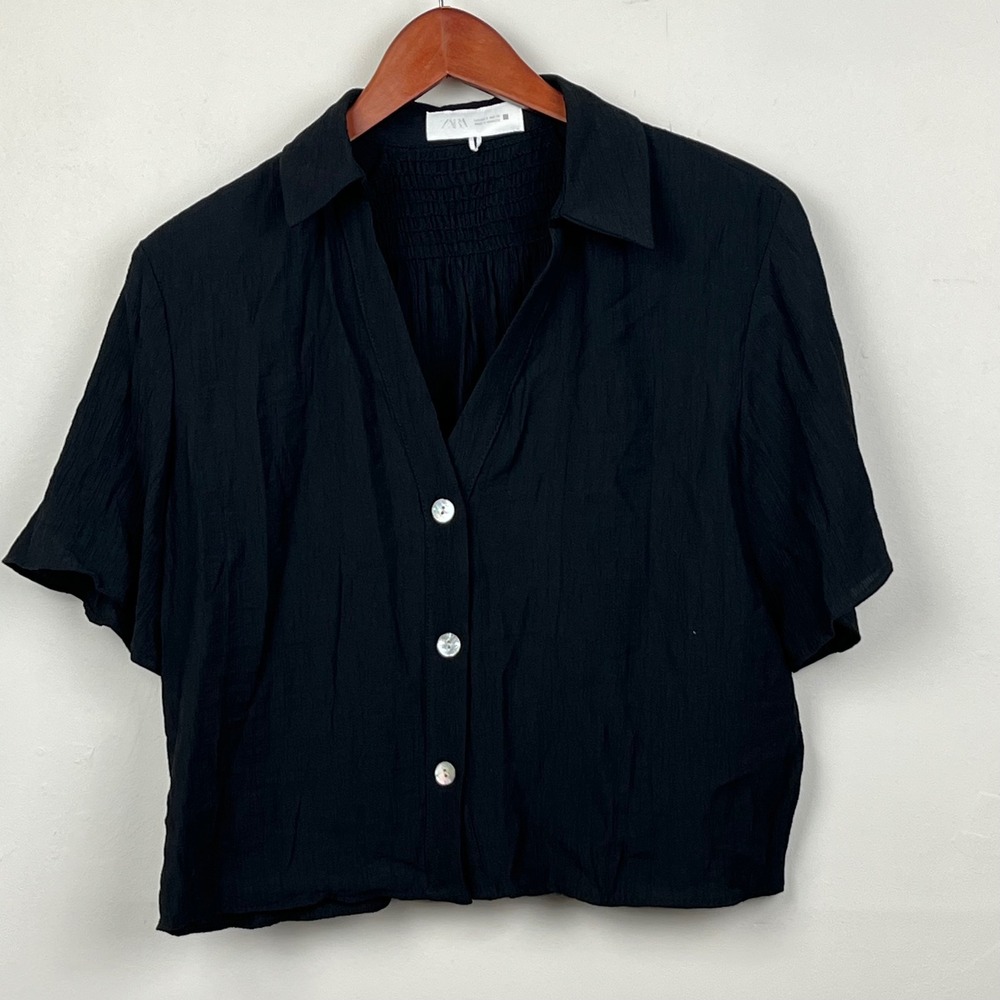 Zara Short Sleeve Button Down Shirt Size S Black Clean Girl Minimalist Staple